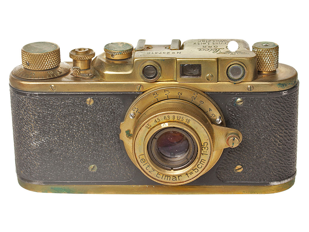Продать фотоаппарат Leica